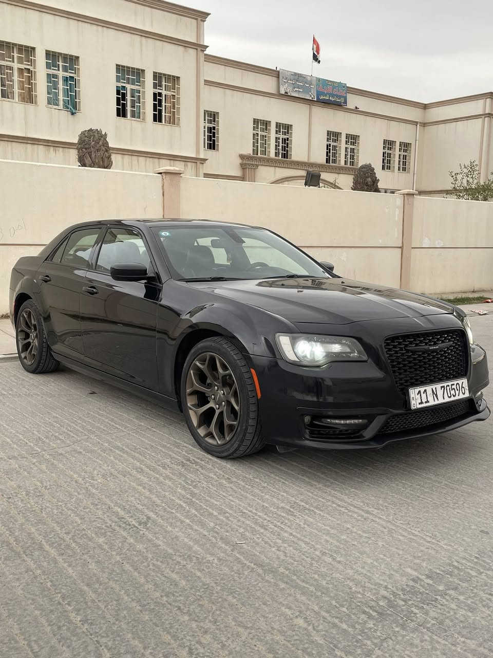 كرايسلر فئة S كوالد
2020 اصل 17 

رقم بغداد انكليزي بسمي

فول مواصفات فئة Sكوالد
مواصفات
بانوراما 
شاشه كبير
 مصابيح امامية زنون مع LED 
محدد سرعه
بصمه ابواب
تشغيل عن بعد
كراسي جلد اسود  شعار S
مقاعد امامية تحكم كهرباء 
كامره خلفيه 
مقاعد اماميه خليفه تدفئة تبريد 
سستم صوت كامل مع دمام خلفي 
ويل  قياس 20
حادثهه جاملغ وبنيد وربع الجاملغ الخلفي اكلير فقط
بدون دواخل كير ومكينه واكسل كفاله وصور حادثه مع وسونار بالمنشور 
ماشيه ١٤٠m
السعر $١٨٠
بيع فقط
***********
