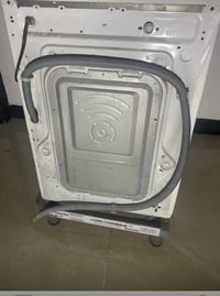 غساله إلى جي للبيع جديده مابيها كلشي حجم 8 كيلو سعرها 90 هذ رقمي. 0771...