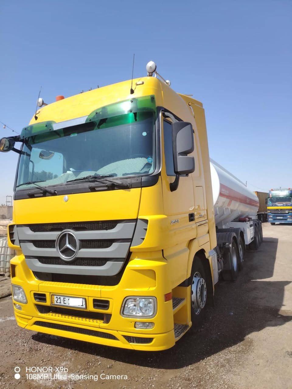 السلام عليكم 
اكتروز حواجب سنكل خلفي
موديل 2009 
حجم 25.44
كير اوتماتيك 
فول مواصفات ثلاجه دبل مناميه 
هاف طكتين تبريد جديد 
رقم سليمانيه انكليزي 
مربوطه تانكي عين العراق
موديل التانكي 2025 جديد
3 محاور دبل تاير حموله 36الف 
طوناج جي بي اس جديد بويلر بوري 8
السعر :710$ ورقه
العنوان : الأنبار / الفلوجه / معرض الرشيد
للاستفسار :*********** او مراسله الصفحه
