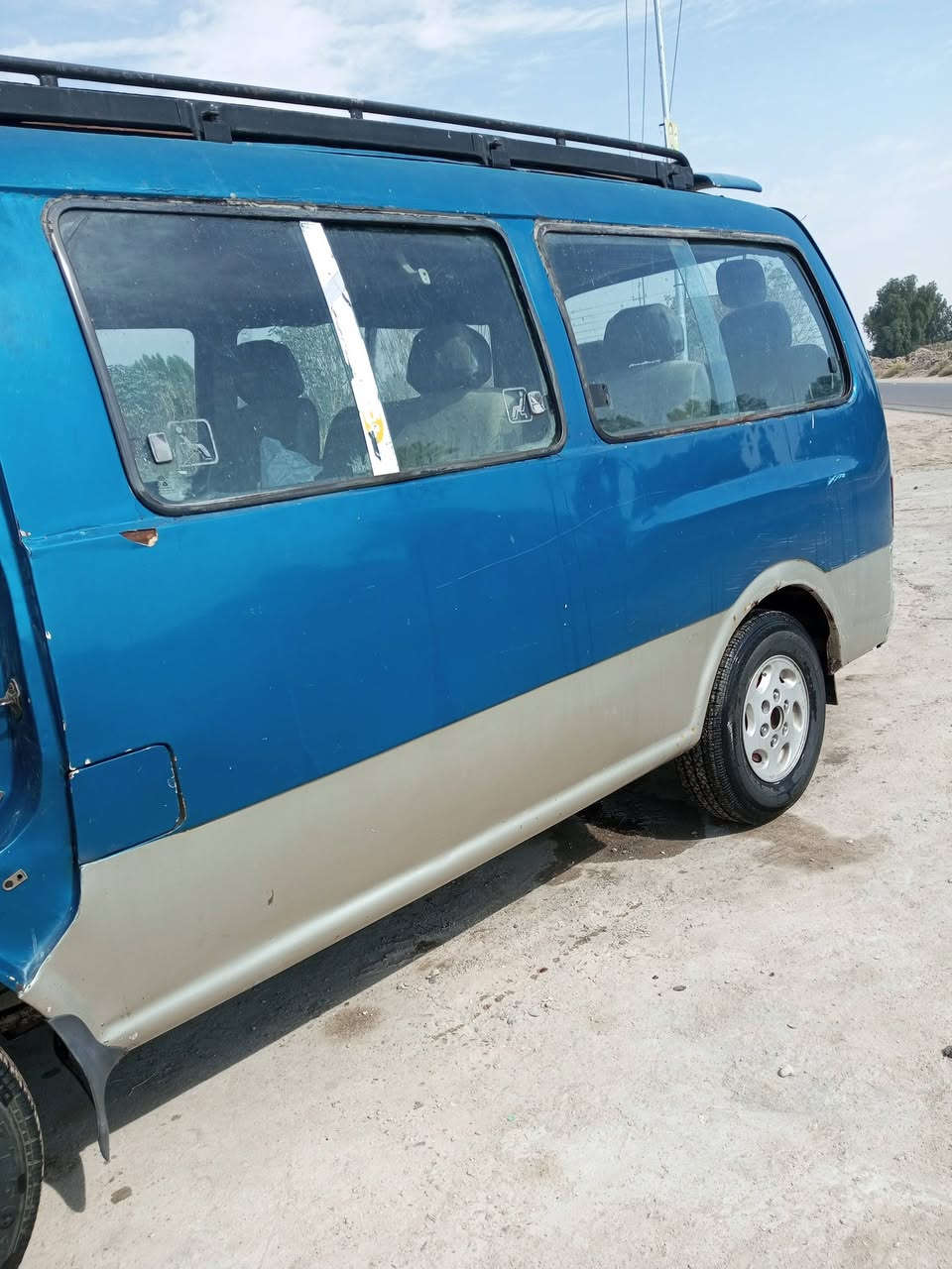 سلام عليكم سياره بريجو للبيع موديل 99مصفره هيئه وغرامات رقم انكليزي مكان سياره بابل  جبله سعره 50 وبيه مجال  اتصال***********
