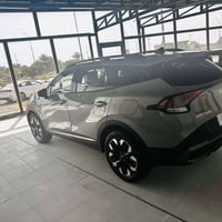 كيا سبورتج الموديل /2024  الضرر / بسيط جدا بدون ايرباك و راجع PDR بدون...