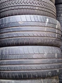 زوج اطارات دلوب 265/45/20/انتاج 24 نضيفات ليونه ترافه فول لا فتيله ولا...
