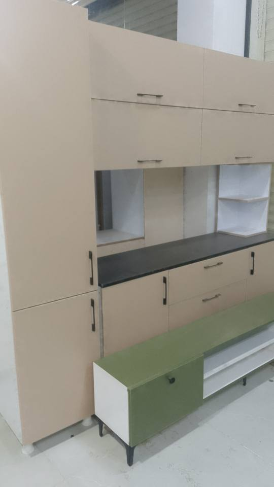 كاونترات 450 او 550 السعر الجمله يختلف يوجد توصيل البغداد *********** كركوك, العراق
