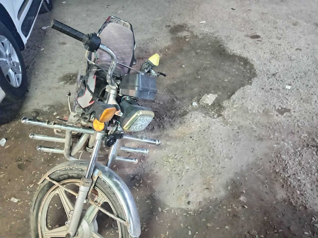 السلام عليكم ماطور للبيع 5كير كله شغال مديل 2020 والشه 2017 كامل السعر 300 قفل قفل قفل العنوان صلاح الدين قضاء الضلوعيه الحردانيه الاتصال على الرقم ***********
