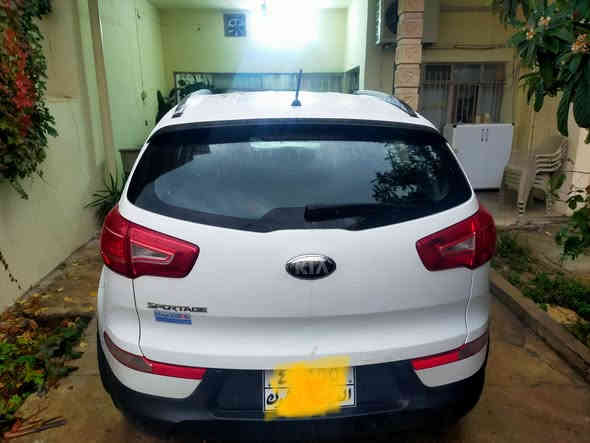 كيا سبورتاج 2013ماشي42 حقيقي بدون صبغ بدون دعم فقط ملاحظات بسيطه جداً اسبير مانازل السياره جديده كاص *********** السعر 155و مجال
