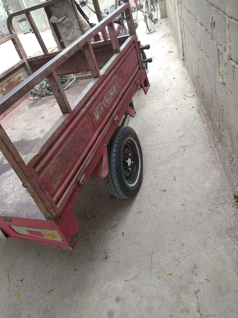 السلام عليكم ستوته للبيع كلك مكفولة من كلهن اكسن جمره وجه كامل جديد كير بوكس جديد تايرات جديد دبلاات جديد جاهزه نكره سلف السعر ب750وبيه مجال للشراي لمكان نجف قضاء المشخاب للاستفسار اكثر عله هاذه ارقم ***********
