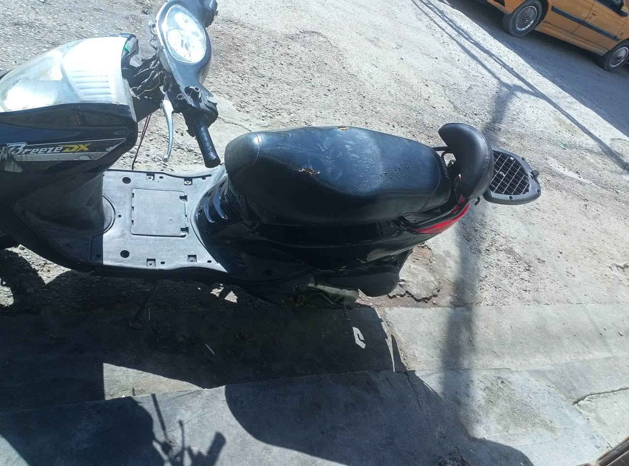 السلام عليكم دراجه بريز للبيع نضيفه سلف هندر كله شغال السعر 450 العنوان : القاهرء يم بزخانت جوزات   للاستفسار : ***********
