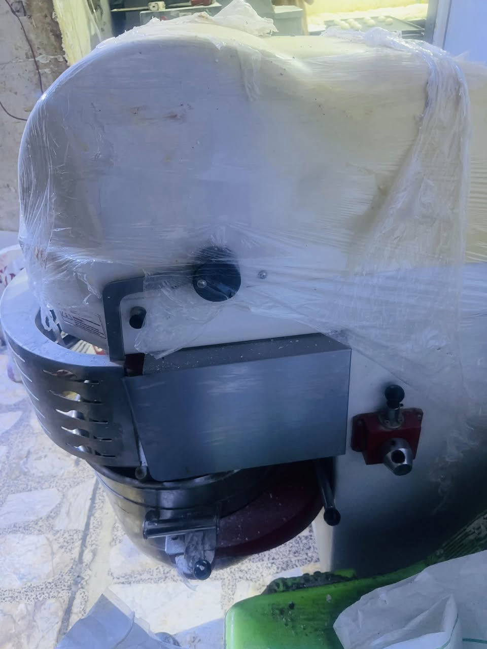 سلام عليكم شباب عندي غراض للبيع مكينه توست تركيا وقوالب توست العدد10كل قالب بي 4 خلاط تركي 2019نظيف  اخو جديد 60لتر وعندي خلاط تركي ثاني 60لتر  العنوان بغداد رجااا لمو شراي لايواعد ميجي زحمه لاستفسار على رقم ***********
***********
