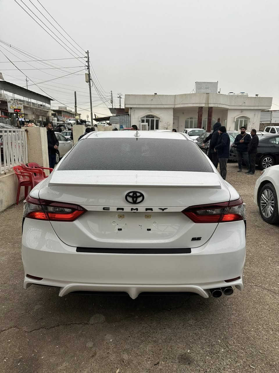كامري 2023 SE ماشية 12 الف ميل تترقم شمال بدون دواخل و ارباك جاملخ امامي صبخ و جاملخ وراء امريكي سيارة مكانها عقرة سعر 210$ ورقة شرايء يخابر هذه رقم ***********
