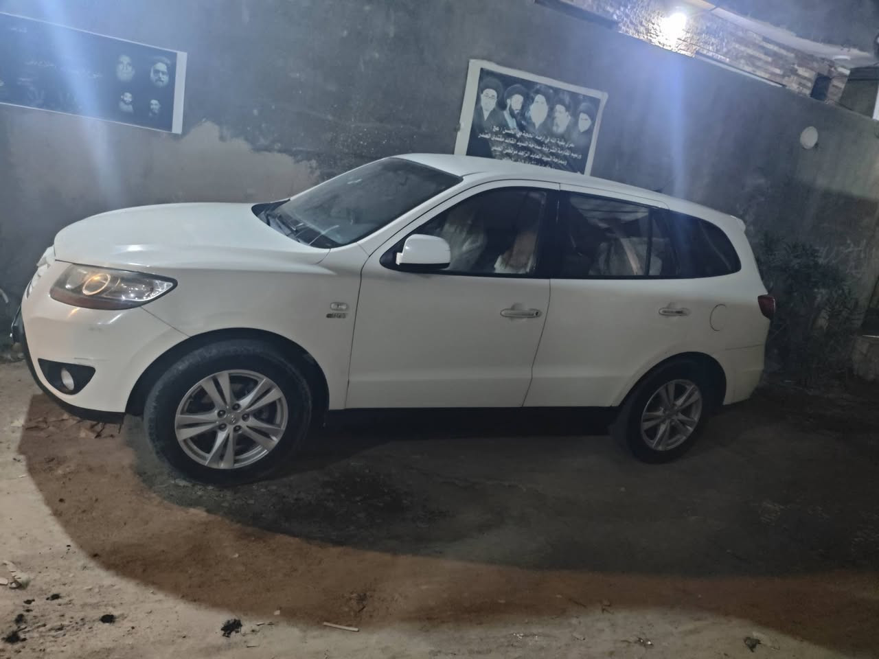 ﷽
السَلآْم عَلْيُكّمٌ وٍرٍحَمُةّ الله وٍبُرٍكآتُهْ
سنتافيا 
7 راكب
ادوات ادوات
 كــصة جنــطة 
سياره كاز  اصل
حــصة كاز جميع المحافظات  

متومه ارقام وسنويه طبق الاصل 
ع الشاصي شرط شغل درجه اولى 
* حساسات  خلفي
* مانع انزلاق
* هيترات
* حداديه طوبه 100%
* تبريد + تدفئه  
سياره كارتون مال جناي 
ماناقصه برغــي
العنوان:بصره
الـــســ؏ــر  52 وبيها مجال
الاتصال//***********
