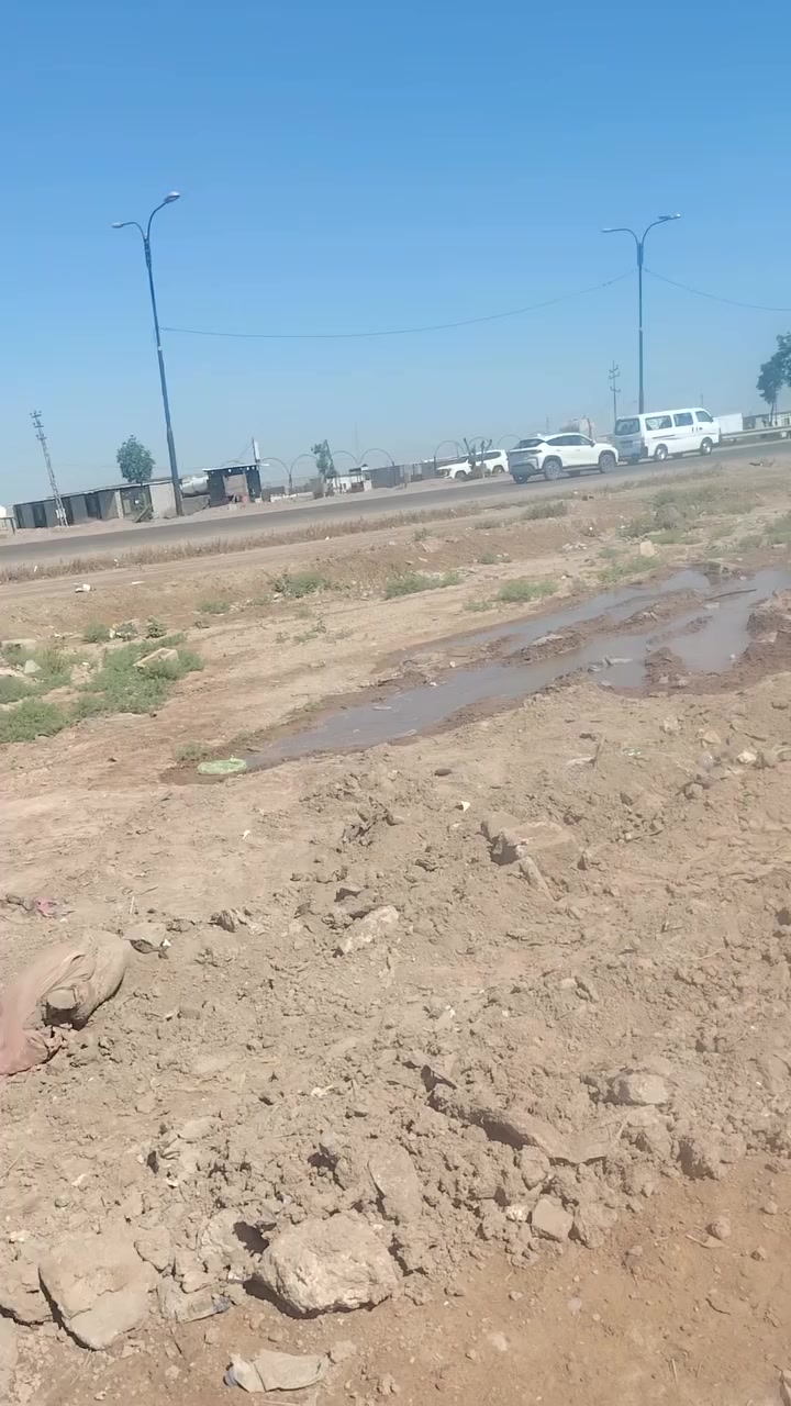 متاح قطعة أرض 200متر علئ الشارع حله بغداد بسعر مناسب بلطيفيه قبل صعدة الحولي***********
