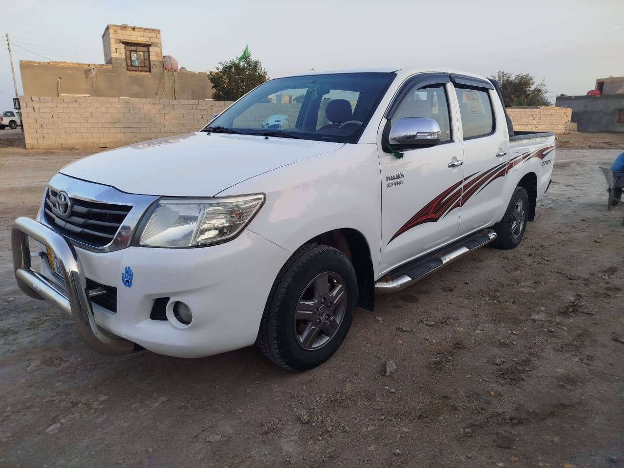 للبيع هايلوكس موديل ٢٠١٤ مكفوله كفاله عامه رقم وسنويه دولي تحويل مباشر رقم بغداد تخم تاير مكينه وضع شركه بيه رشات صبغ  والباقي مكفول المكان ذي قار للتصال ***********
