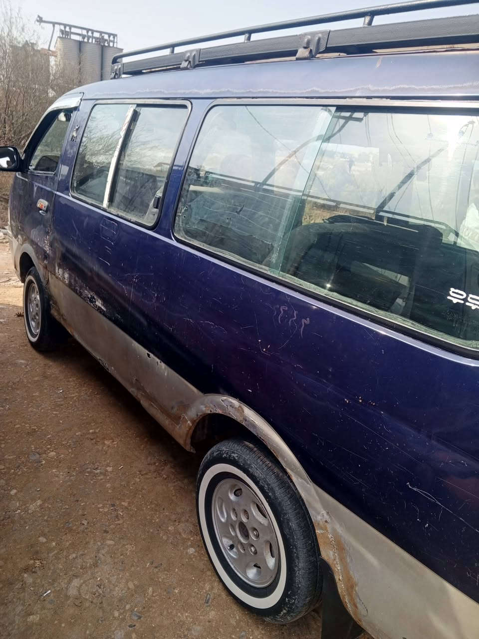 سلام عليكم بريجوو للبيع موديل 1996 سياره كلهة بلاديه بس الربع باب سلايت مصلح مكينه وكير خير من الله السعر 48 ويبهة مجال *********** مع العلم سياره بسمي تحويل شوكت ماتريد
