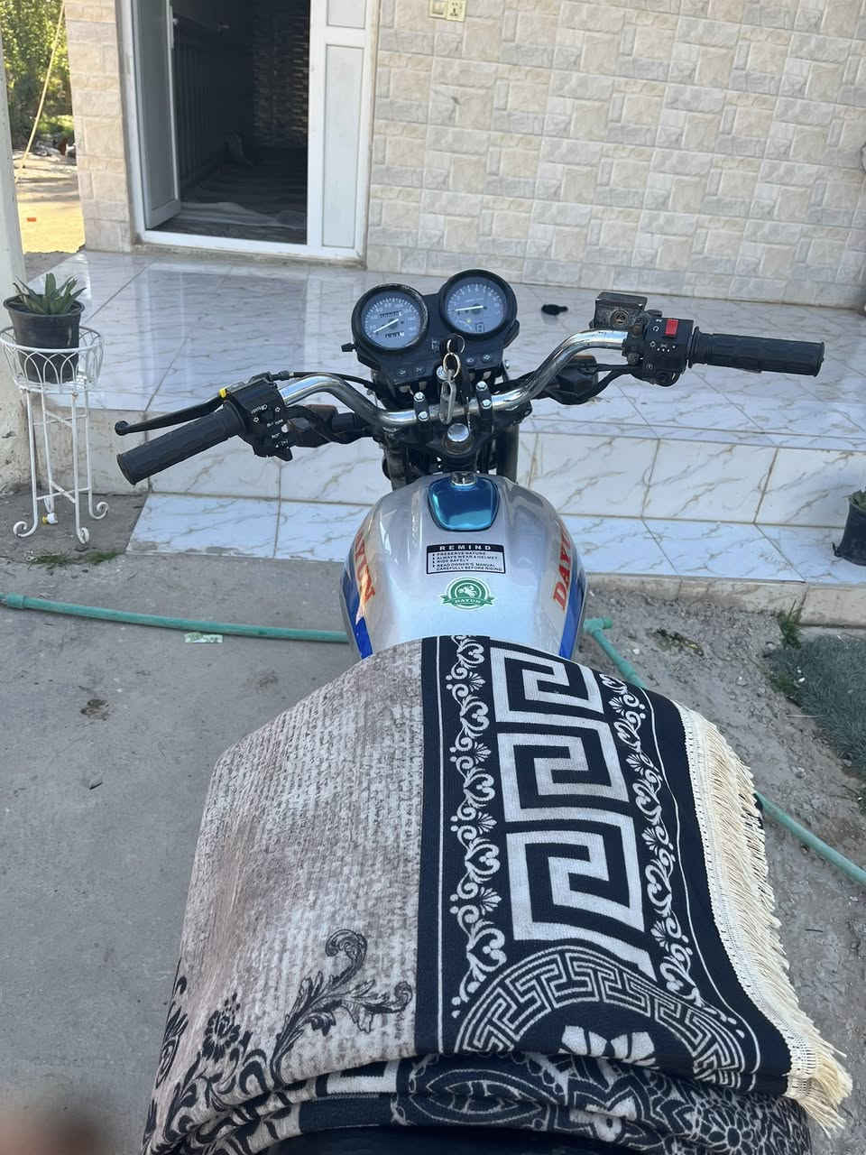 دايون موديل 22 كلك كلك دراجه كامله من كلشي السعر ٧٠٠ وبيه مجال
***********
