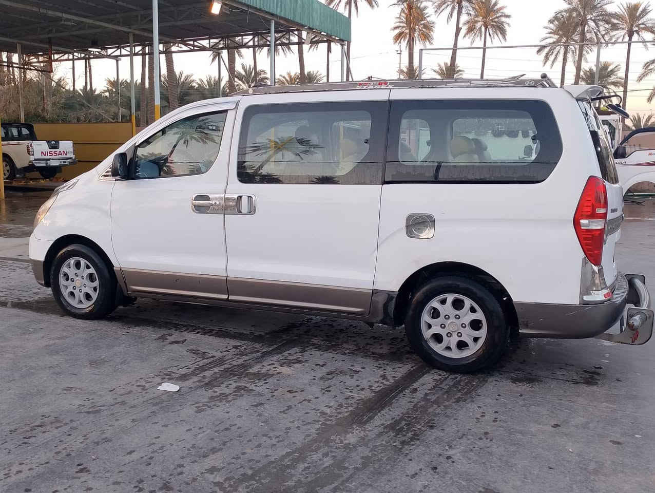 السلام عليكم ستاركس موديل ٢٠٠٩ رقم بغداد انكليزي بسمي تحويل ثاني يوم مصفره من كلشي كيرمحرك اكسل كفاله تخم تاير باتري صدر جديد تبريد منظومه جديده بيها..... *********** مكاني الطارميه السعر ١٤٠ ورقه
