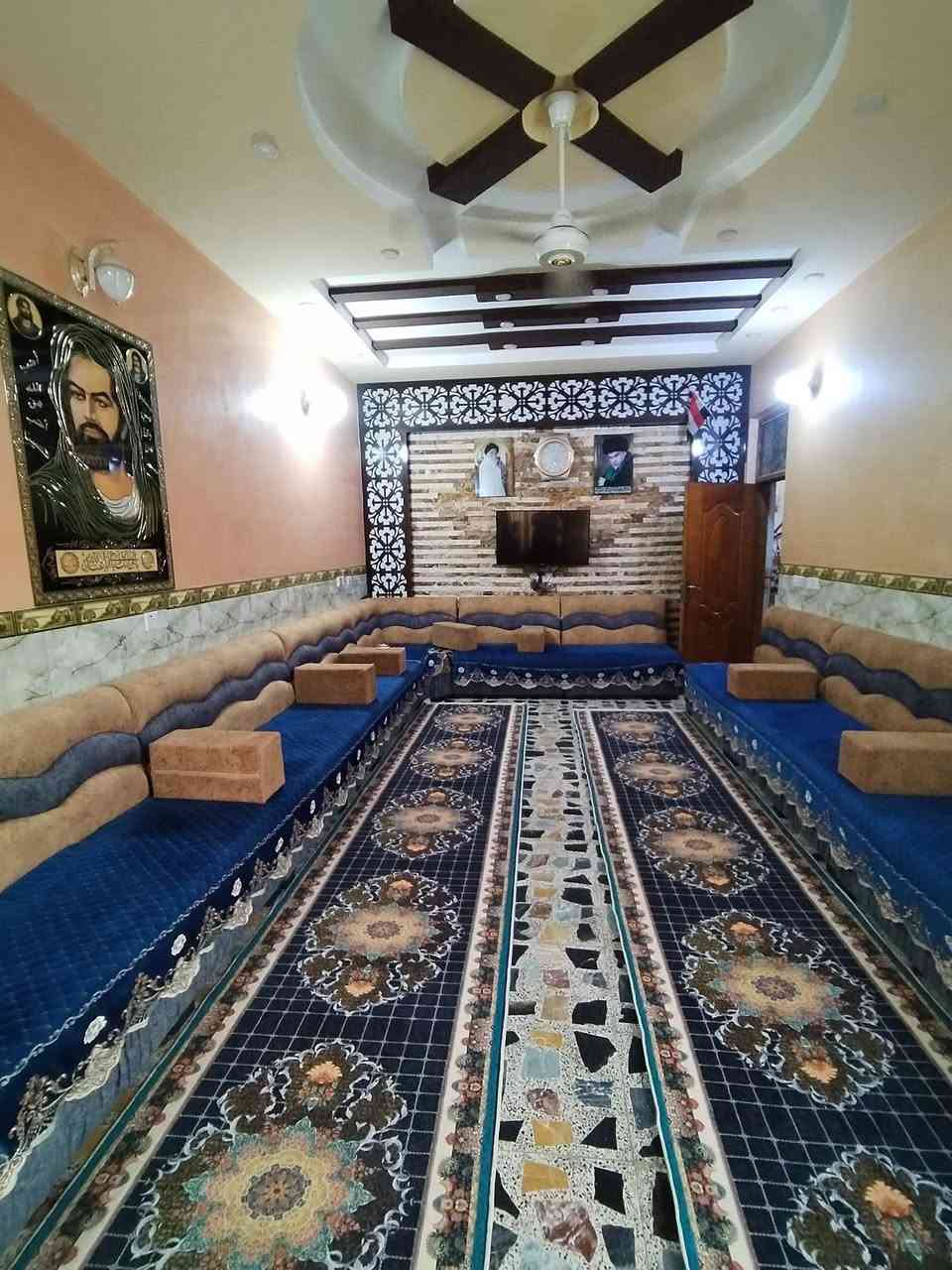 دار زراعي للبيع
العنوان سوق العماري شارع أبو نجاح مقابل بيت النائب صباح طلوبي
المساحة 250 متر
يحتوي الطابق الأرضي على:-
استقبال 7* 4
غرفة نوم 4* 5
غرفة نوم 4* 4
صالة 9* 5
مطبخ 6* 4
حمام واحد 
تواليت شرقي وغربي
ترك حولي
يحتوي الطابق الثاني على:-
غرفة نوم 5*4
غرفة نوم 4* 4
صالة نفس صالة الطابق الارضي
حمام واحد
تواليت شرقي
السعر خاص على الرقم ***********
