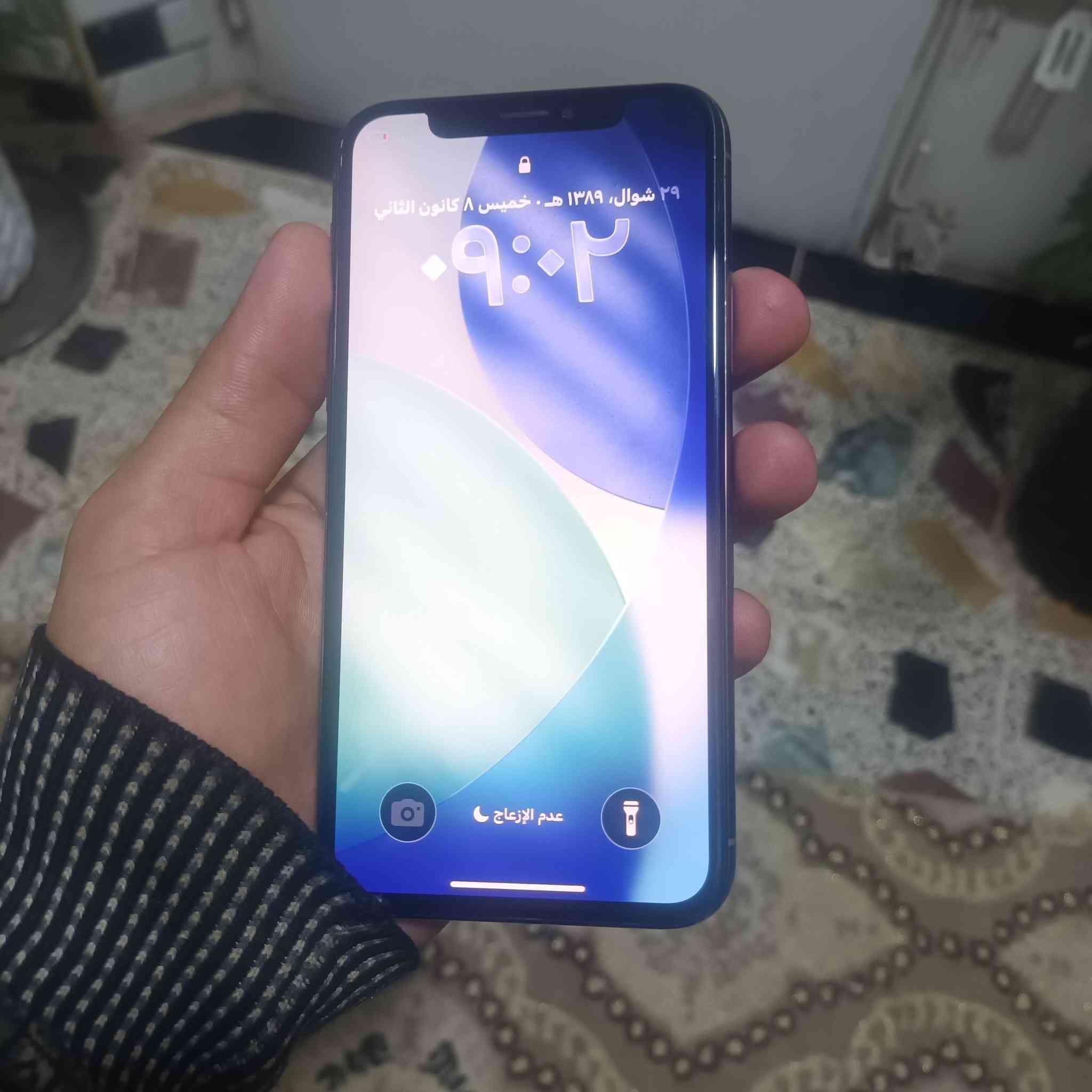 السلام عليكم للبيع ايفون ١١ برو مبدل شاشه  بطاريه ٨٤ مفتوح تخطي  كامل  ذاكره ٢٥٦ عنوان بغداد منطقة الراشديه  ***********هاذا بي واتساب و***********  السعر ١٢٥ بيها مجال بسيط
