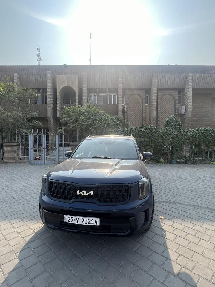 للبیع 

كيا تيلورايد موديل 2024 X LINEامريكي فول فول مواصفات 
بها جملغ امامی فقط  وطلع بيه من امريكا باب الساىق مصبوغ
ايرباك دركه
بدون دواخل بدون ایی نواقص
سیارە كلش كلش جدید 

30700 $ بها مجال 3 شدات و7 ورقات
 

            
                  
 1-  كيا تيلورايد فئه x lineاعلى المواصفات رقم اربيل 
2- محرك 6 سلندر 3800 
3-  ويل كب حجم 20 اسود  تاير بحالة ممتازة جدا 
4- عداد المسافة الحال 8 الف
5 بصمة ابواب امامية  وبصمة تشغيل وتشغيل عن بعد
6- لايتات زينون عالي ناصي عدستين 
7-اشارة في المرايا الجانبية مع حساسات الاجتياز 
8- مصابيح ترحيب في مقابض الابواب 
9 رادار امامي تفاعلي للتوقف التلقائي امامي خلفي
10-السيارة فتحه 
11-حساسات امامي خلفي 
‎13-باب الجنطة كهربائي شفط 
14غرفة السيارة جلد مشمشي
14-تحكم كهربائي متكامل لقاعد المقدمة 
15 المقاعد الامامية تدفئة وتبريد 
17-شاشة دشبول كبيرة لمجموعة من الايعازات والضبط
18-بردات اصلية للابواب الخلفية 
19-مقاعد وسطية تطوى كهربائيا ويدوية الفتح 
20- انارة ليزرية متعددة بمزيج هائل من الالوان لأنارة دواخل السيارة 
21-مرايا جانبية شفط كهرباء مع ذاكرة لكشن السائق
22- خاصية تحديد المسار والتنبيه عند الخروج من المسار 
23-المقعد الوسطي منفصل  VIP
24-تبريد السيارة 3 قطع 
25- تحكم ستيرن جهتين متعدد الايعازات 
26- وضعيات القيادة عدد 5 
27- تنبيه بالارتجاج في المقود 

وباقي المواصفات بالسيارة الغنية عن التعريف 
رقم أربيل الجديد هزه جديد
السيارة موجودة بغداد

***********
