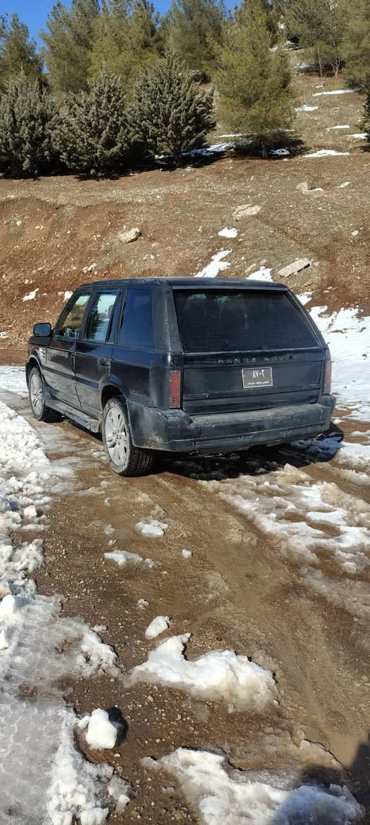 ڕانج رۆڤەر مەکینەی مەلیکە سەیارەکی بێ سەر ئێشەیە ساخەو بێ ڕەقەمە سعری ۲۹ گەڵا لەسلێمانیم گۆڕینەوەش ئەکەم  *********** السليمانية, العراق
