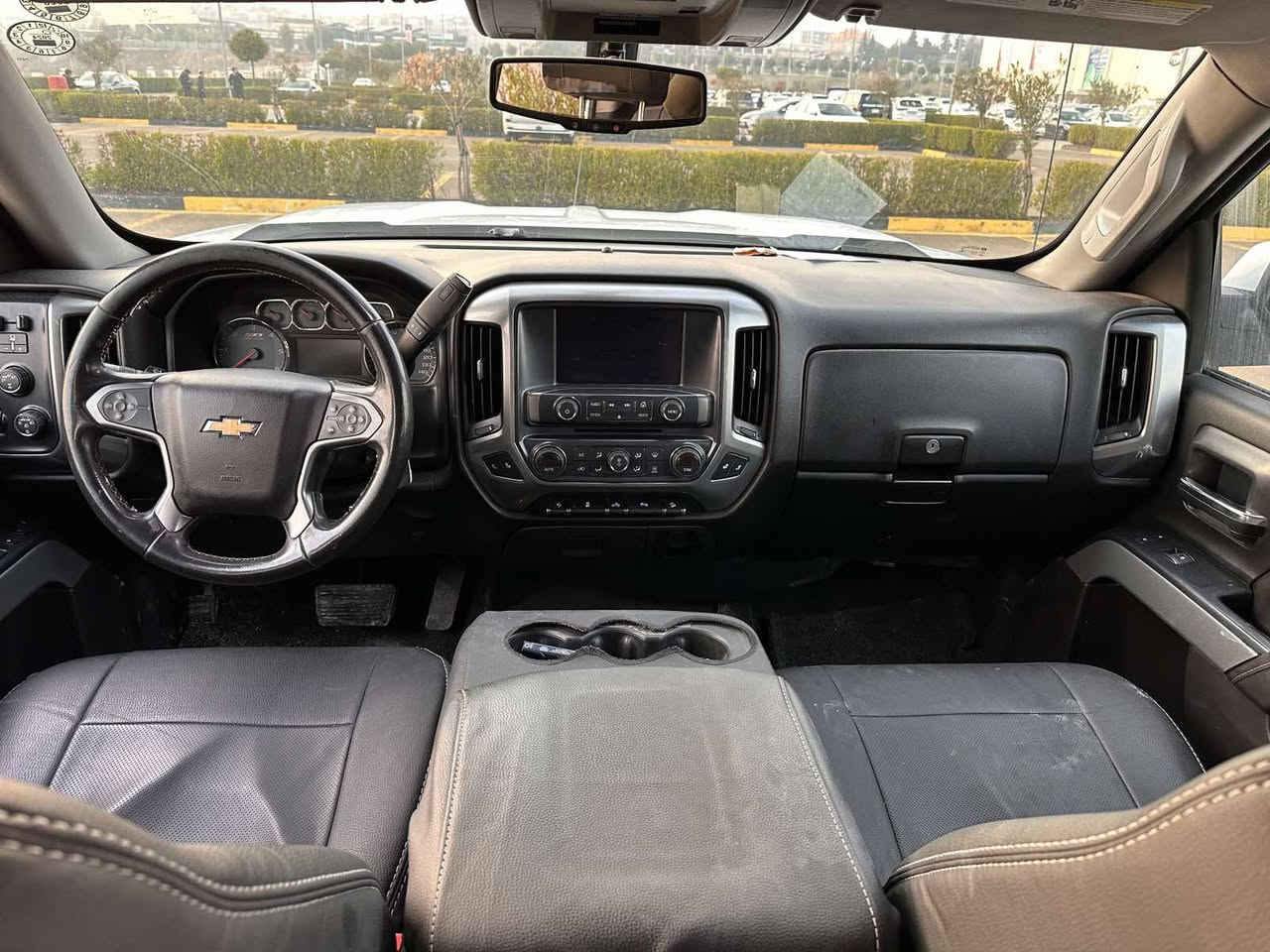 شۆفرلێت سلڤڕادۆ,2017 مواسەفات LT دەبڵ ئەکسل 
مەکینە 5.3L
سەیارەکە بێ بۆیاخە 
بێ دەعم بێ لێدراو
تاقم تایەی نوێی 
هیچ مەسرەفێکی تێدا نییە 
زۆر پاک و خاوێنە 
شوێن سلێمانی 

سعر: لە کۆمێنت داوای بکە ڕاستەوخۆ بۆت دێت 🤖 

گێر و مەکینەی بەشەرت 
هیچ کێشەیەکی تێدا نییە 

ژمارەی خاوەنەکەی 
***********
