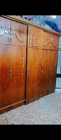 غرفه • ٥ أبواب