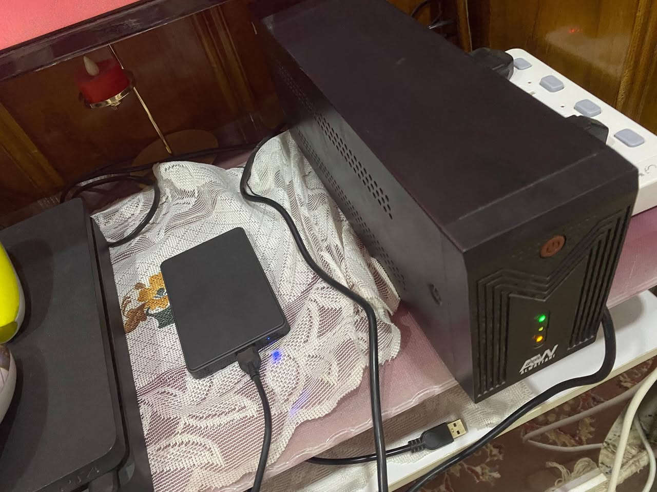 بلي فور سلم ذاكرته 500 والهارد 500 جهاز نضيف ومامفتوح ويا جهاز حمايه و 4 يدات وتقريبا بي 15 لعبه جهاز مرتب شراي راسلني  سعره 400 وبي مجال حك الجيه قليل كلش   ++ مهكر


**إذا كنت صاحب هذا الإعلان وتريد حذفه لأي سبب، رجاءا أرسل رسالة إلى الدعم الفني**