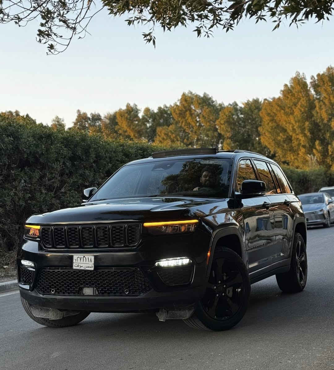 سلام عليكم جيب كراند شيروكي لمتد بلاك توب 2025
ماشيه 8 الف السياره حادثه مثل مموضح بالصور  بدون دواخل وبدون شواصي ولا لغود بجم كله بلادي ماء الراديتر مال شركه مالته مواصفات السياره فور ويل  بانوراما شاشه جبيره خزن كشنات جلد تدفئه كشنات تدفئه ستيرن كشنات السائق والصدر كهرباء رادار امامي نقطه عمياء تحديد مسار  اوتو ستوب وبعد مواصفات المتد المعروفه مكان السياره بغداد نفق الشرطه للاستفسار ***********
