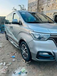 ستاركس • ٢٠١٣ • ٢٢٠٠٠