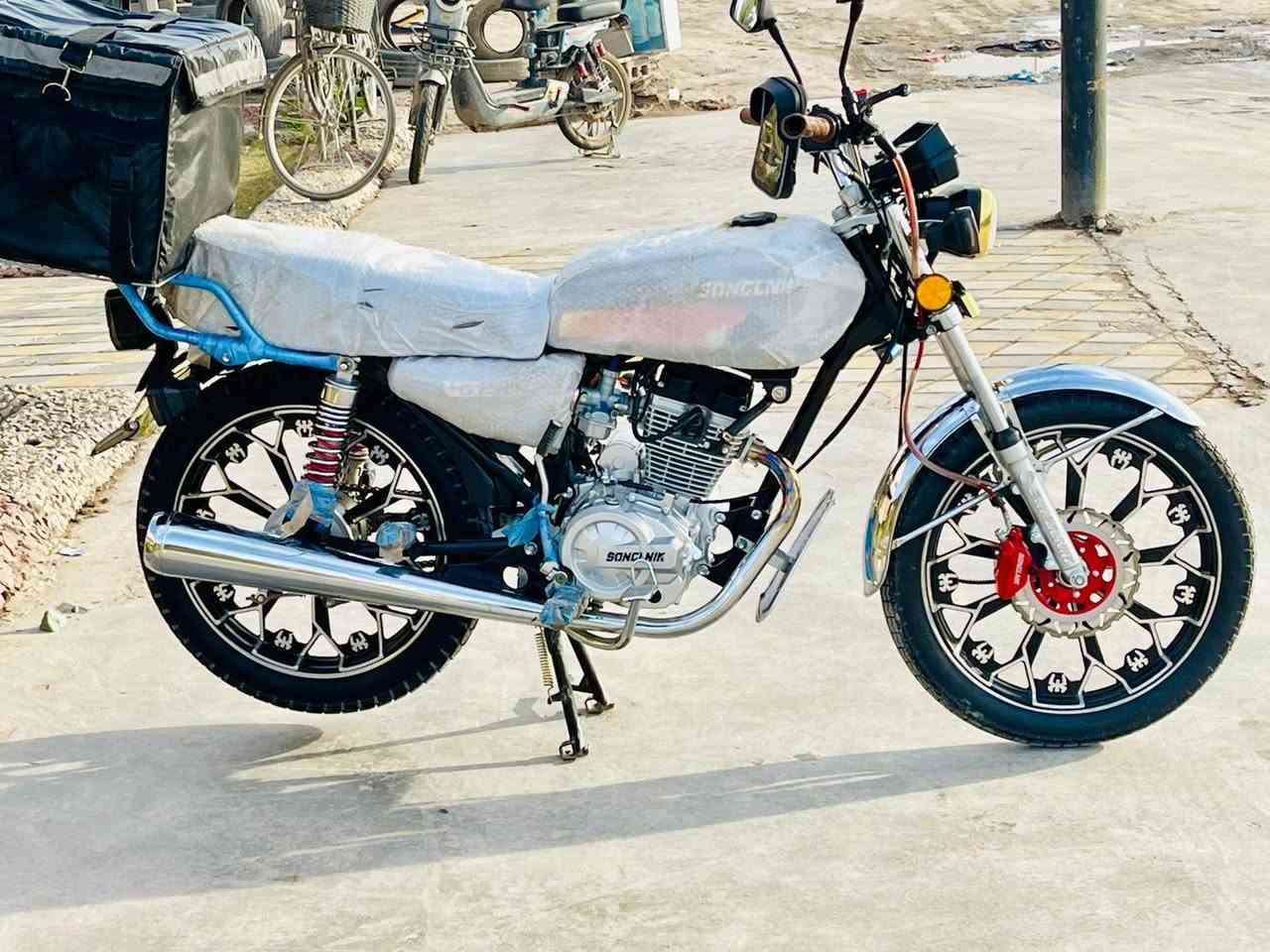 دراجه البيع سونك كفاله عامه محرك وكير وراق كامله صولي السعر 950


**إذا كنت صاحب هذا الإعلان وتريد حذفه لأي سبب، رجاءا أرسل رسالة إلى الدعم الفني**