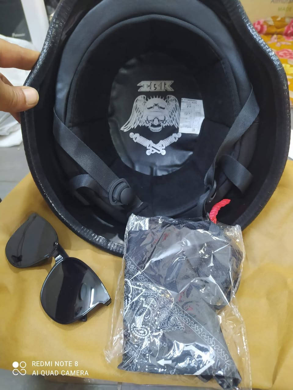 خوذة هارلي كلاسك مع نظارات اعلى سعر ابيع


**إذا كنت صاحب هذا الإعلان وتريد حذفه لأي سبب، رجاءا أرسل رسالة إلى الدعم الفني**