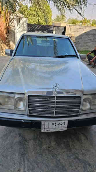 السلام وعليكم
مارسدس للبيع
كير محرك مكفول مكينة 2500
تبريد ثلج تدفئه شغال

صدر امامي خلفي 
تخم تاير
السياره خير من الله ماناقصها شي
رقم ديالئ
مكاني ديالئ شهربان
السعر 55وبي مجال
الاتصال ***********
مكلف بلنشر
