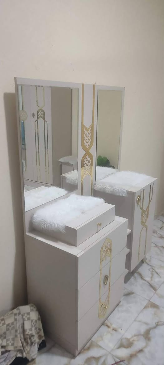 غرفه تركيه البيع ويه دوشك مكان زويرجات جمعيه سعر 800وبي مجال الشراي


**إذا كنت صاحب هذا الإعلان وتريد حذفه لأي سبب، رجاءا أرسل رسالة إلى الدعم الفني**