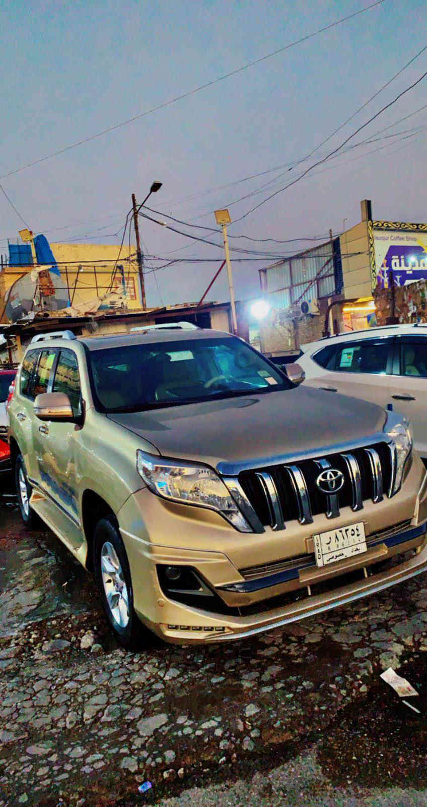 برادو 6 سلندر 2013 اصل محدث 2017
كشنات جلد 
تحكم ستيرن
ثلاجه
داخل صاج
سلايد
شاشه + كامره دوراه
تخم تاير قبل اسبوع شاده
صدر امامي خلفي جديد
السياره باسمي تحويل مباشر
مكان السياره زيونه الربيعي  ***********
السعر 26.000$ وبيه مجال قليل بغداد
