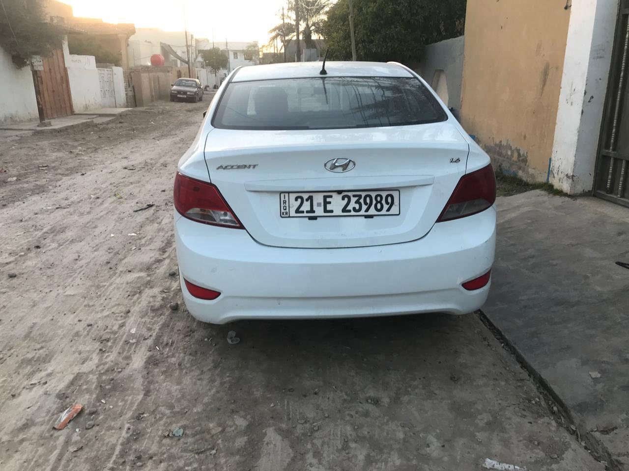 سيارة اكسنت ٢٠١٥ سعرها ١١٠ بيها مجال بدون صبغ  للأستفسار ***********
