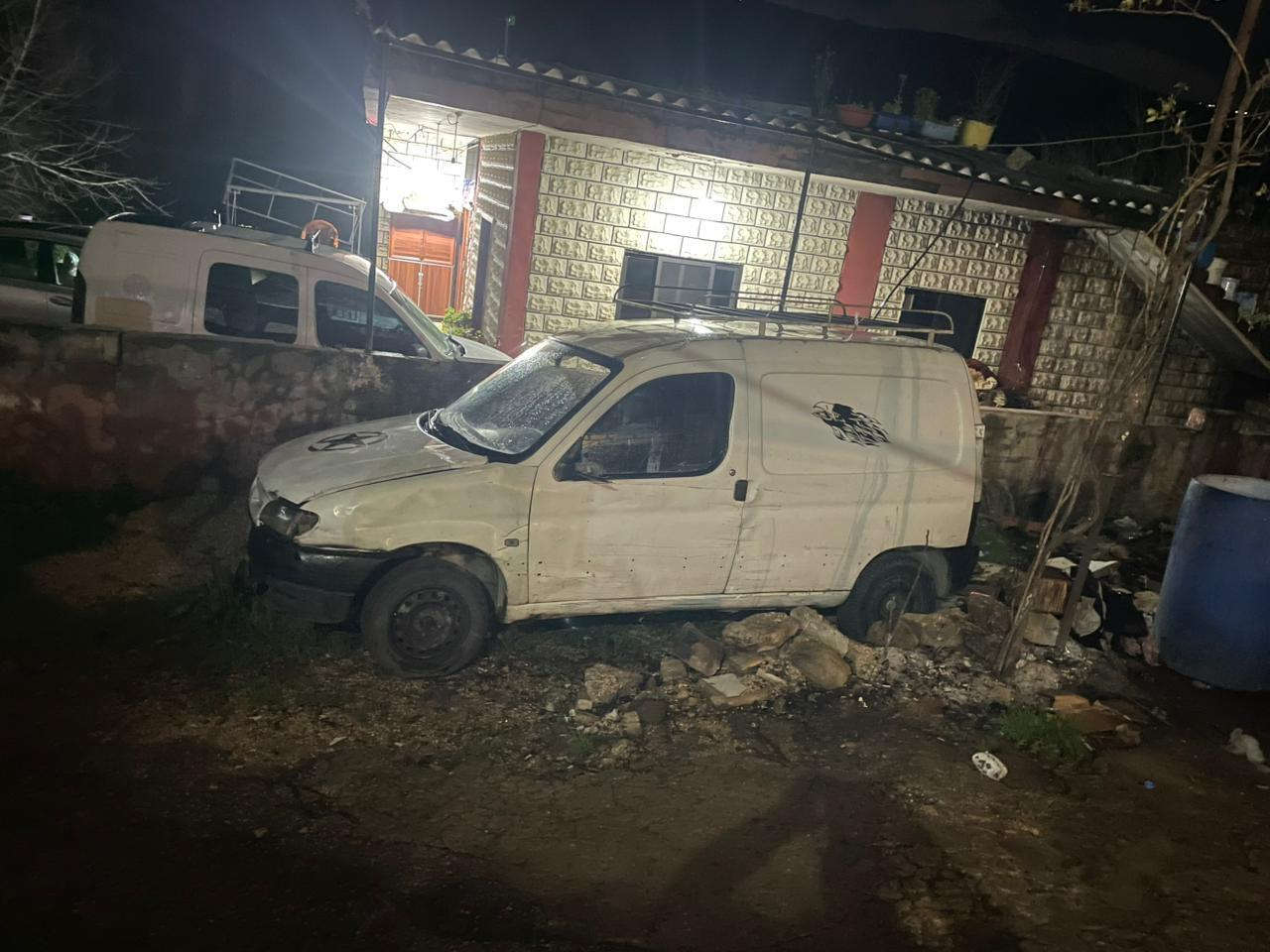 موتير فيتاس توب بدا بس شلف فيتاس وراقو ضايعة مع إمكانية ورقة مختار بحق موتيرا موجودة بعكار 81569607 دور وامشي بس شلف الفيتاس بقشط 600 دولار الحال, واسط


**إذا كنت صاحب هذا الإعلان وتريد حذفه لأي سبب، رجاءا أرسل رسالة إلى الدعم الفني**