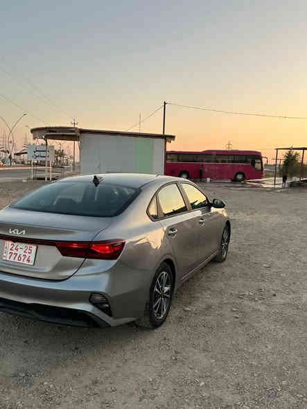 السلام عليكم 
كيا فورتي 
مديل 2023 
لون رصاصي ضرر السياره بس بنيد بدون دواخل
صور الضرر موجودات بل منشور 
سعر السياره 148 وبيها مجال 
رقم كاتي تتوحل بسم المشتري
للستفسار الاتصال على الرقم ***********
