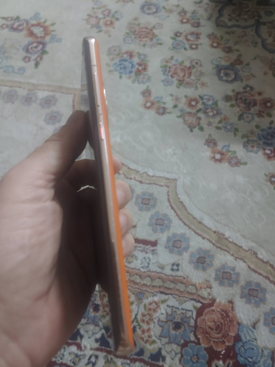 هواوي ميت 50 برو ذاكره 512 لون برتقالي نسخة الظهر الجلد نظيف جدا ملحقاته كامله والكارتونه موجوده 
السعر 450 الف قفل بدون عمله
***********
