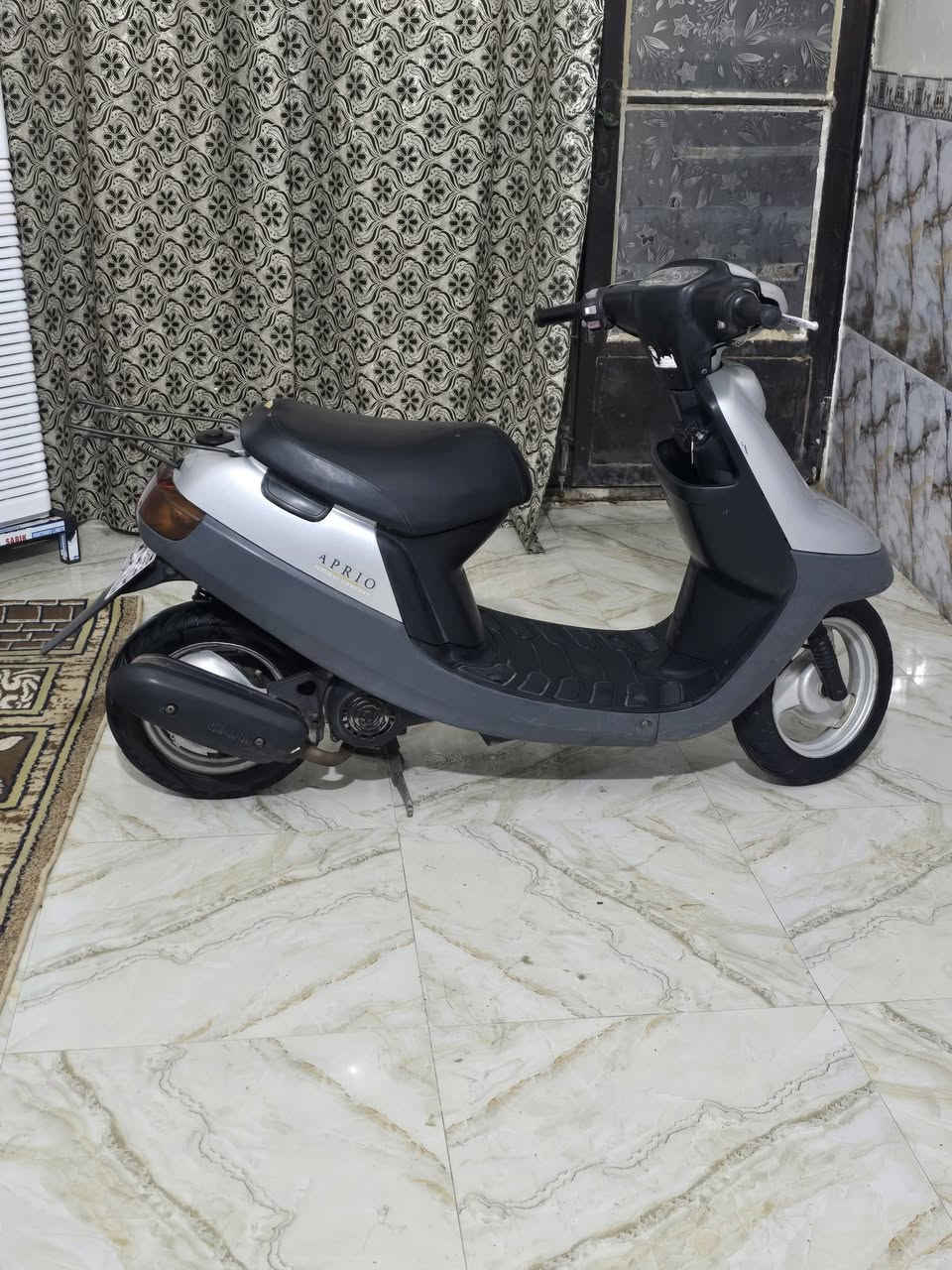 السلام عليكم دراجه للبيع بطه موديل 99ما مفتوحه دراجه نضيفه كهربائياته كله شغاله سلف هندر سعر 450 مكان كربلاء حي العامل الاتصال عل رقم ***********
