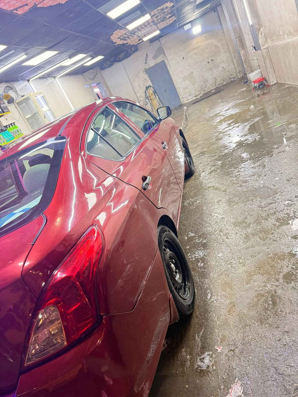 نيسان فيرسا 18 وارد امريكي صور الحادث موجوده بصور سياره اقتصاديه مكينه كير مكفولة تبريدها ثلج سياره ماال بيت بانزين محسن نخلي الها ماشية 74 
سعرها 90

مكانه الكاظميه
***********
