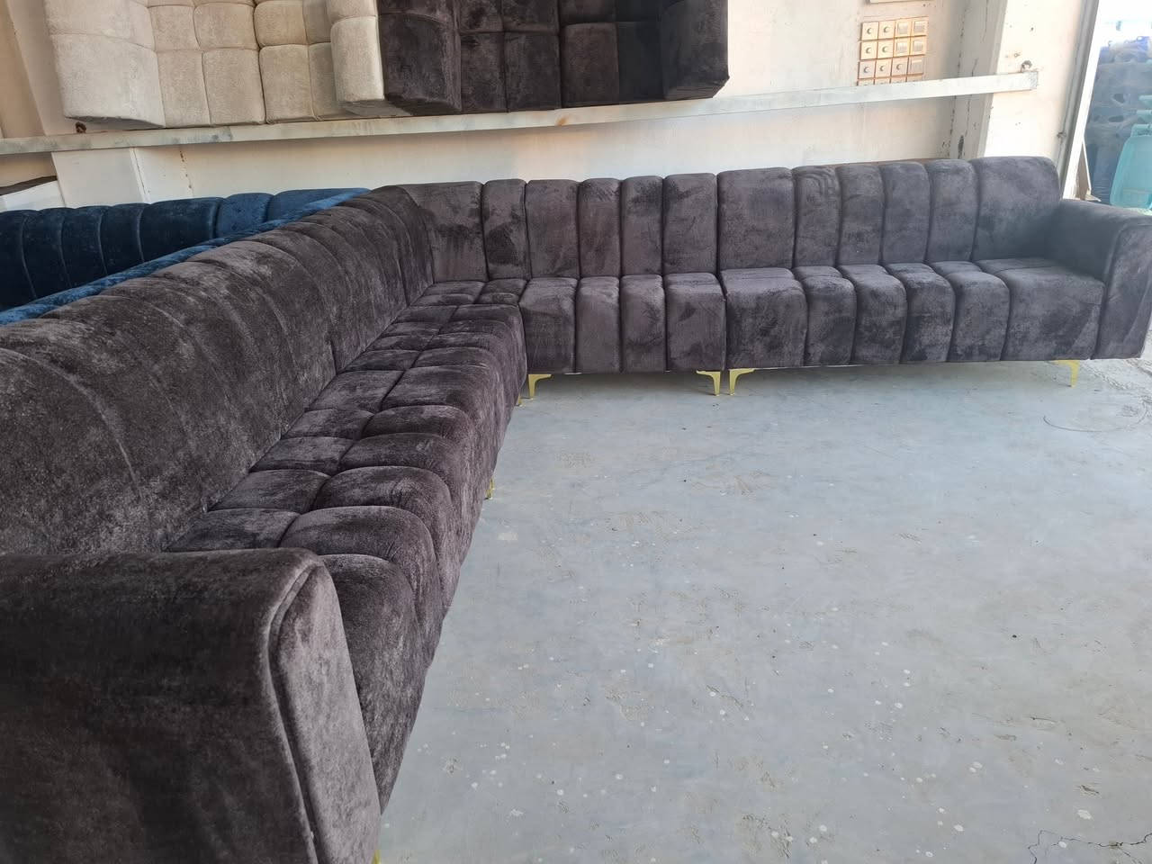 السلام عليكم
تم وصول حاوية تخم وغراض منزلية
 
جديدة و مستعملة بأسعار مناسبة جدا♥️

العنوان الحمزه الغربي ع لشارع لعام شارع لباشيه جنك طالع لسيطره بالقرب من مجمع بركات العباس للمفروشات مقابيل تيل14 مجمع ضرغام  ويوجد توصيل
***********
