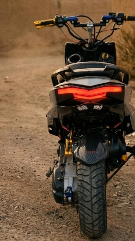 حي الله الجميع" للبيع
سكنس 4 ولف ملغومه تزويد 200cc معمره من الصفر كلها مشتغلها بيدي شنو أبالك جديد" لا تنقيص لا تبخير "سرعه وتسارع" ٣ اشهر استخدام اي مشاكل مابيها" سلف وهندر بأي وقت شرط نص فره " -(وهاي القطع البيها ⬇️ أرجو اذا ماتعرف لاتكسر ) محتاج ابيعها اذا اكو ps5 pro مكفول اراوس
_____________ 
️1️⃣ گاور 4 ولفات ABK اصلي + قباقه TOPW شفافه
2️⃣ بوشه 58.5 امير عوض + تعلاوه 3 ملم تفصال
3️⃣ كرنك 4 حجم 300 ذراع نينجا طويل 
4️⃣ كابريتر قفاز 28 ملم TOPW + جوين + فلتر رياضي + واير سكليتر TOPW
5️⃣ شيال TOPW راجع نص متر 
6️⃣ كزوز تفصال + عبوه ماركه SC اصلي 
7️⃣ نظام تعليق تفصال أعتمادي نصبه وجماليه 
8️⃣ كلج امام محفور + خرز اصليه + بنز بريك ABK
9️⃣ سلف وهندر وباتري جديد 
🔟 فچ برمبو + تعلاوه توبو شرط مامستخدم
1️⃣1️⃣ دبل امامي + دبل خلفي قزم + جاملغات عمل
1️⃣2️⃣ ستان + يدات + يدات بريك + سكان 170سم
1️⃣3️⃣ عليها منظومه غاز كامله مأسس كهربائيات باقي ع شد
1️⃣4️⃣ عليها منظومه تحكم بك فاير طلقات باقي ع شد
--------------
*مكاني القرنه *********** واتساب فقط
تجي وتشوف بعينك وتقتنع والباقي سهل
