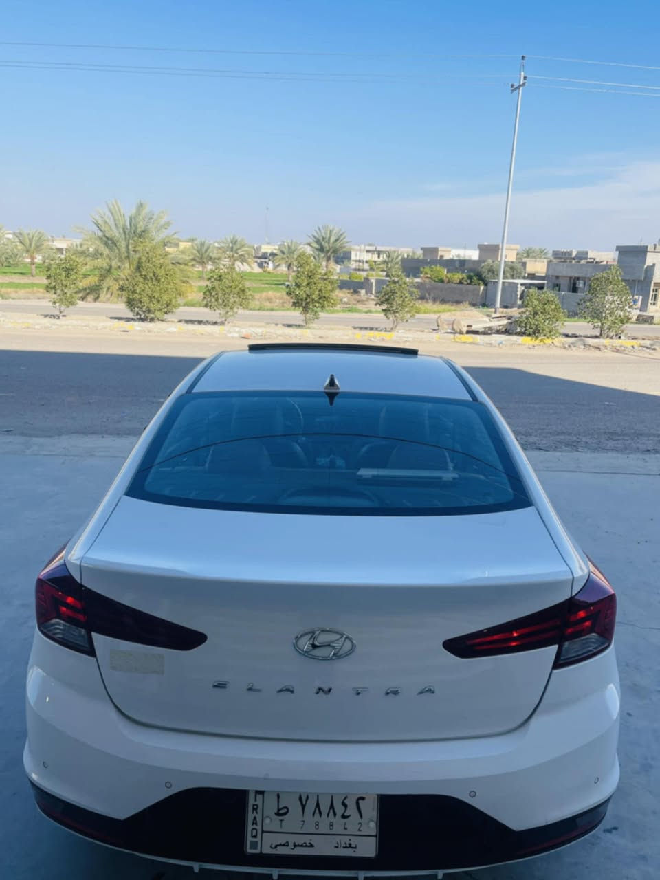 الانترا موديل 2019 خليجي بيها فقط بارد شبر بالباب سعر 170 وبيها مجال رقم صاحب السيارة ‭0782 817 4414‬
