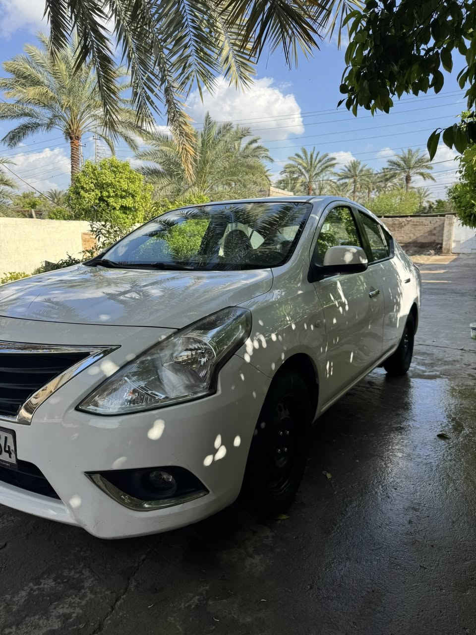 السلام عليكم
نيسان سني هندي 2021 بليته زركه 

السياره مكفوله كفاله عامه من كلشي 

ماشيه 77 الف حقيقي 

تخم تاير  

سنويه لل 27 اربيل باسمي شرط التحويل 

السعر 112 وبيها مجال 

اتصال للتفاصيل ***********
