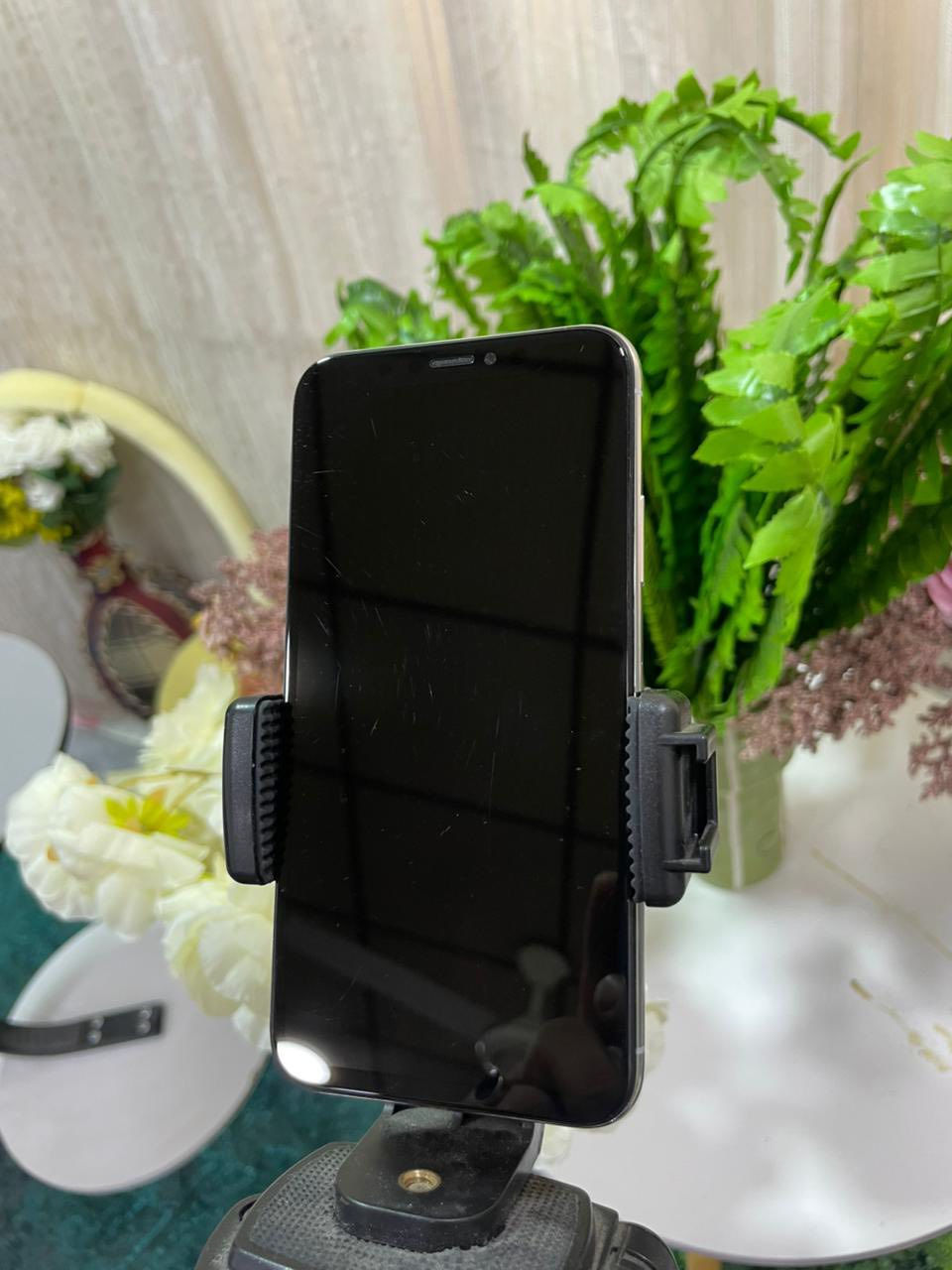 سلام عليكم … مكاني كركوك
جهاز ايفون Xs نسخة J/A نسخة اليابانية ذاكره 64 كيكه بطاريه 100 تك سيم كارت او يدعم شريحة الكترونية جهاز حيل نظيف فقط بطاريه اصلي مبدل الباقي شرط بلادي او شغال فيس ايدي شغال للبيع سعر 130 الف بي مجال شراي اتصل ***********
