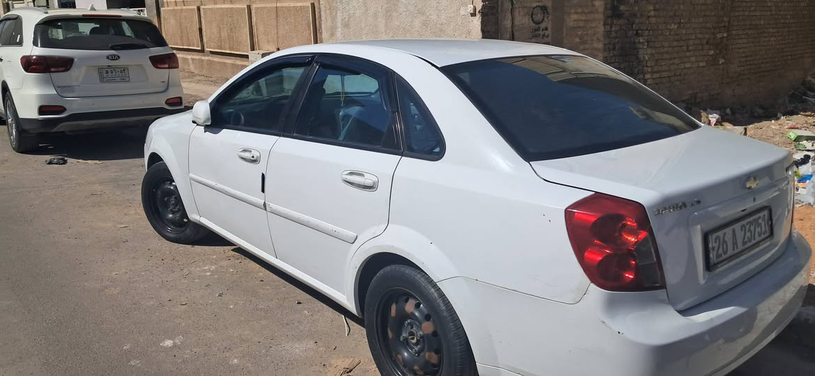 السلام عليكم عندي اوبترا للبيع  موديل 2012بيها قطعتين صبغ بدون دواخل السيارة خير من الله تدفئة تبريد الحدادية كاملة عدا الدرايم شفت اليسرا بي طكطكة بسيطة الاتصال ***********
