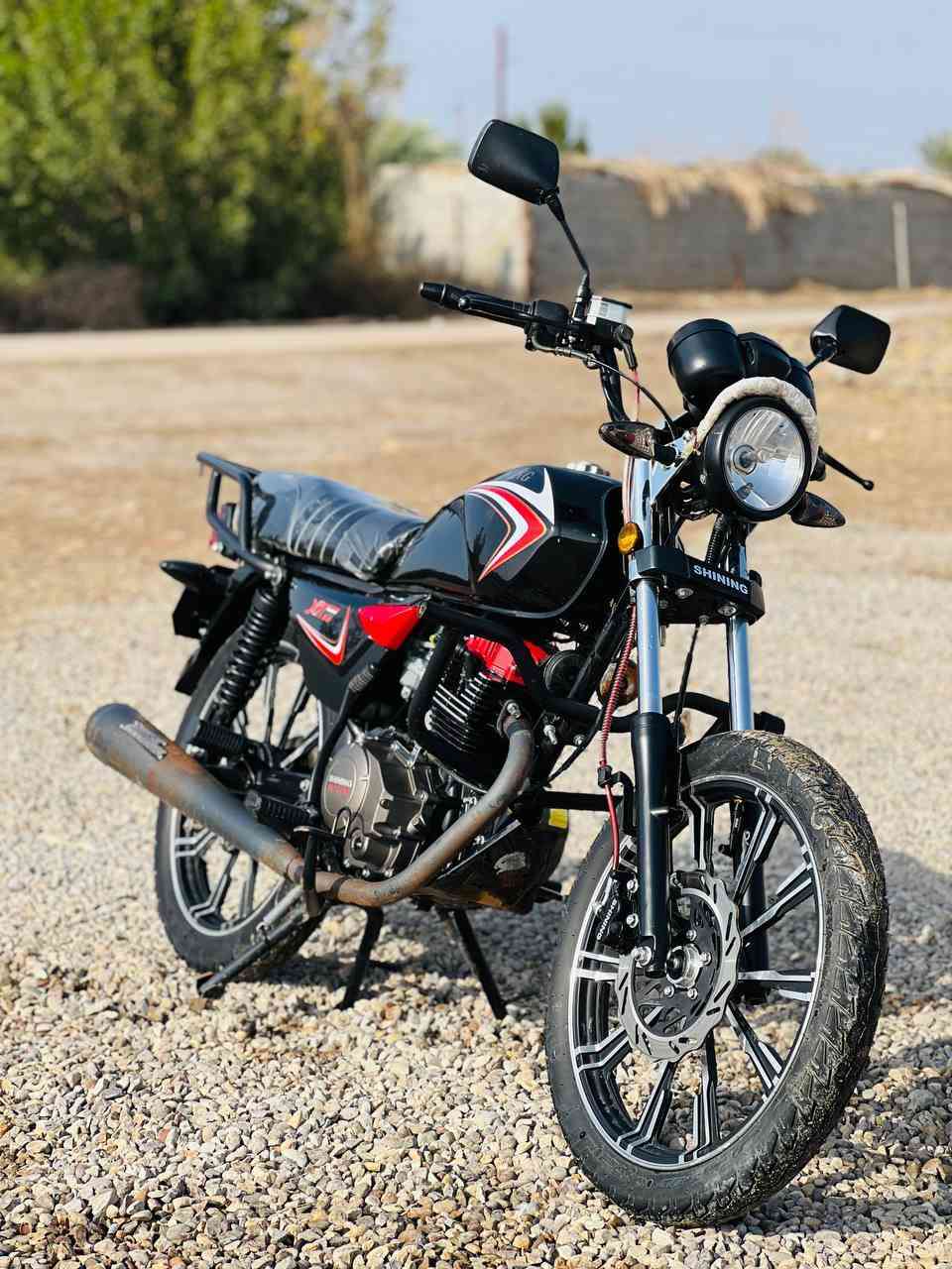 دراجه دايون شاينك محرك 150اوراق اصولي مديل 2023شكل قفاز دراجه جديده ما عده بس جاملغ اامامي مكسور دراجه ناعمه وحلوه مكانه ناصريه قضاء الرفاعي السعر مليون و اربعميه (1400) وبيه مجال الرقم ***********
