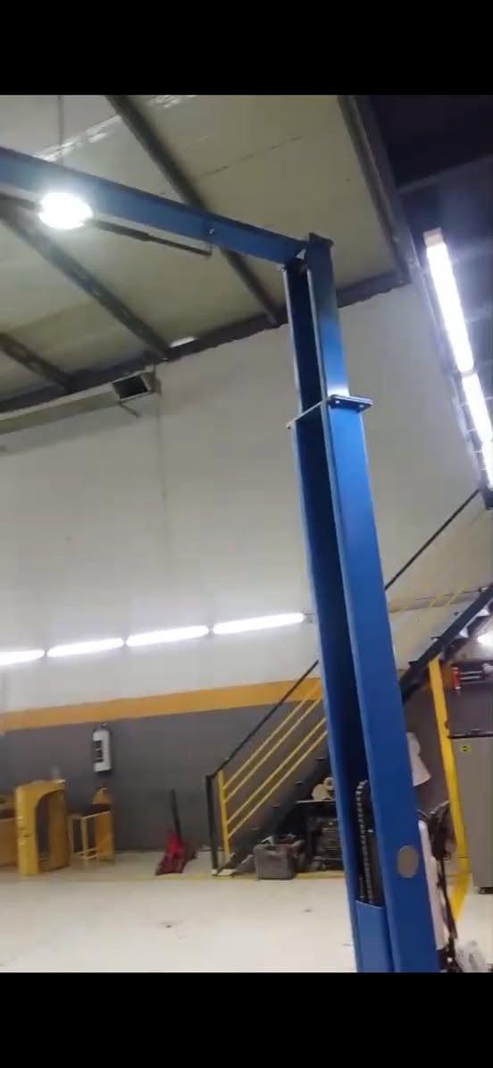 بيع جك رفع سيارات شغال كامل سعره
مليون 500 الف


**إذا كنت صاحب هذا الإعلان وتريد حذفه لأي سبب، رجاءا أرسل رسالة إلى الدعم الفني**