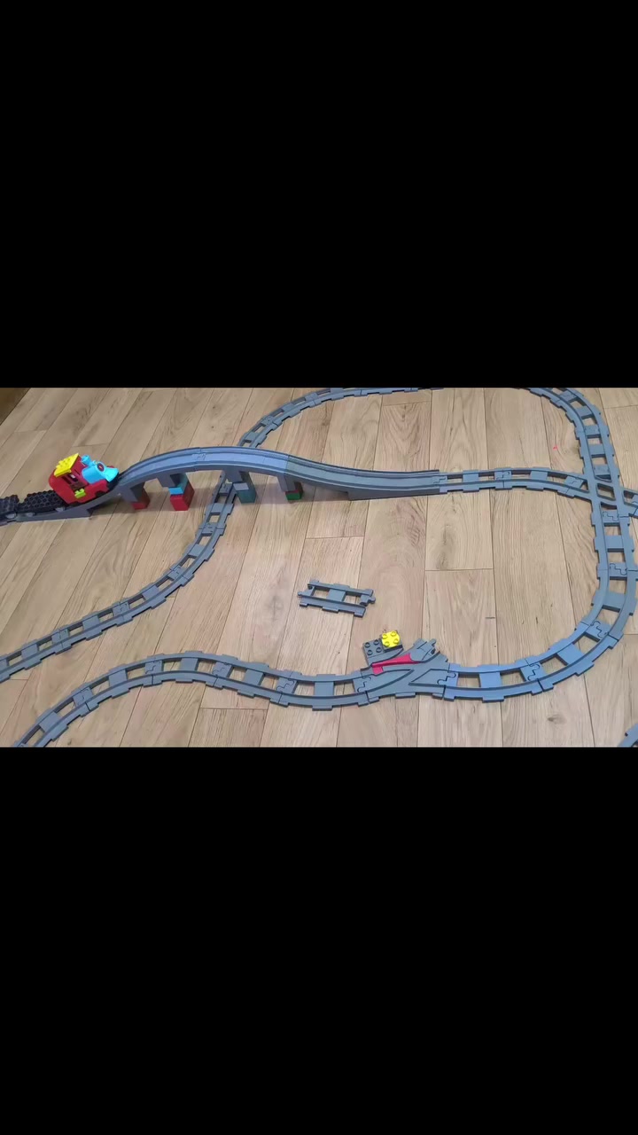 سكة قطار ليكو مختومة  تقريبا 200 قطعة متوفرة


**إذا كنت صاحب هذا الإعلان وتريد حذفه لأي سبب، رجاءا أرسل رسالة إلى الدعم الفني**