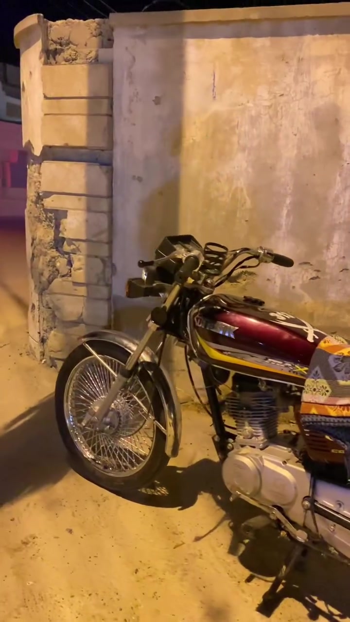 سلام عليكم دراجه للبيع مكينه مفتوحه وتفاصيل اكثر تعال خاص


**إذا كنت صاحب هذا الإعلان وتريد حذفه لأي سبب، رجاءا أرسل رسالة إلى الدعم الفني**
