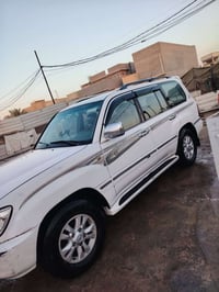 لاندكروز • ٦ سلندر • رقم بغداد